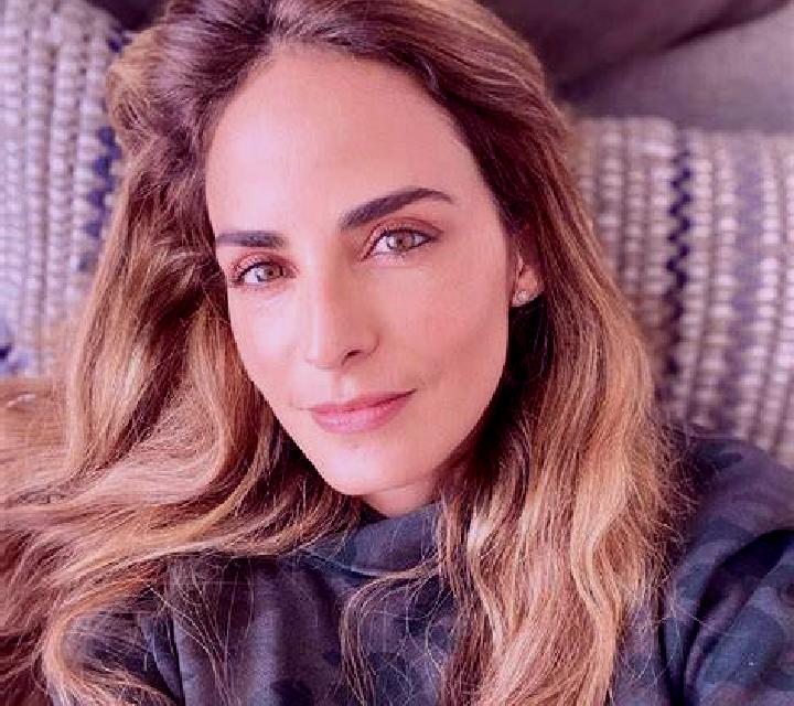 Lorena Almuradiel escort