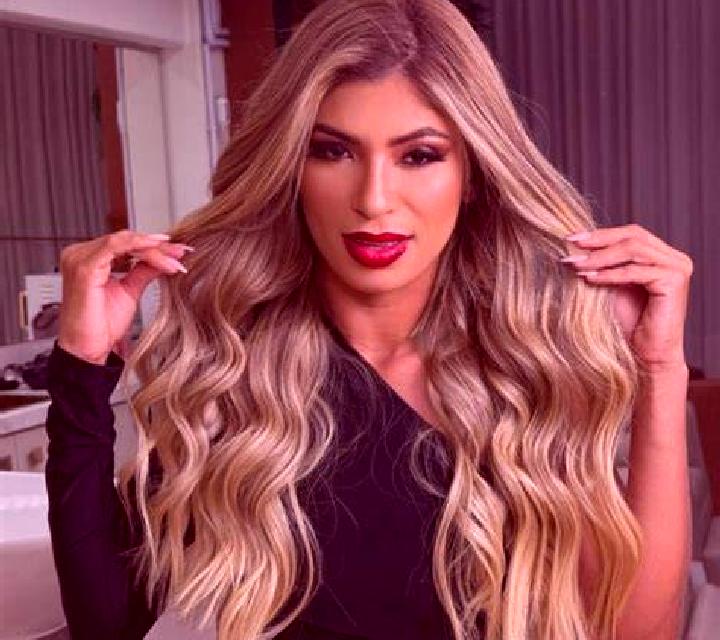 Lorena Buenavista de Valdavia escort