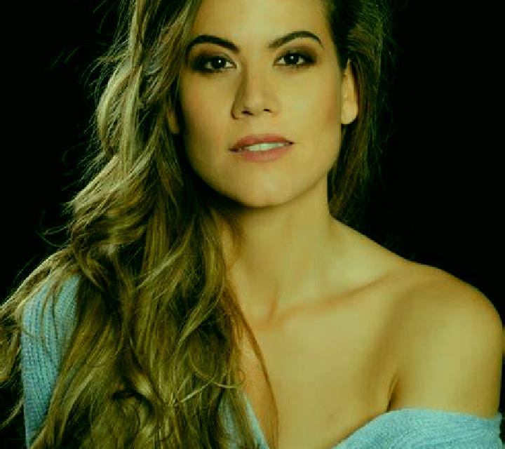 Lorena Sotillo escort