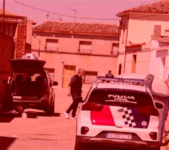 Luna 2 Candeleda escort