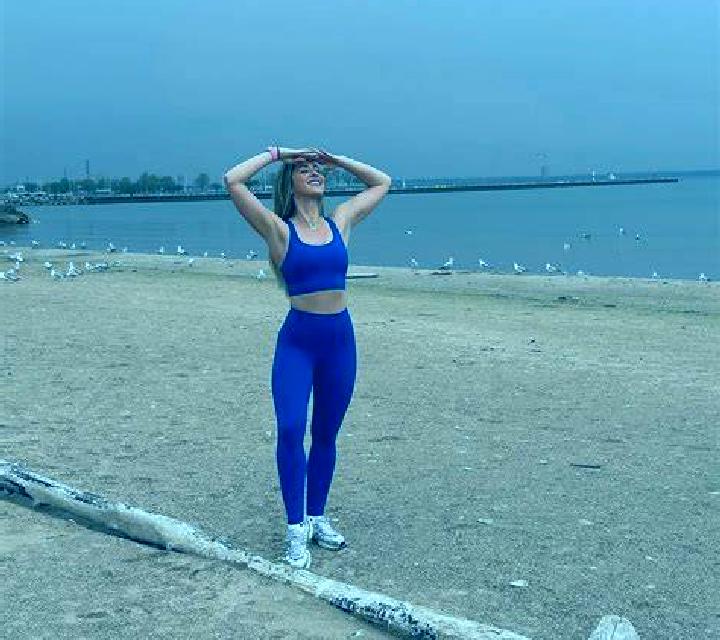 Luna 3 Laguna de Contreras escort
