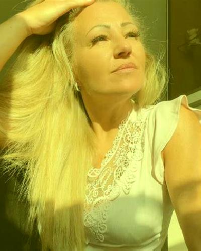 Luna Goizueta escort
