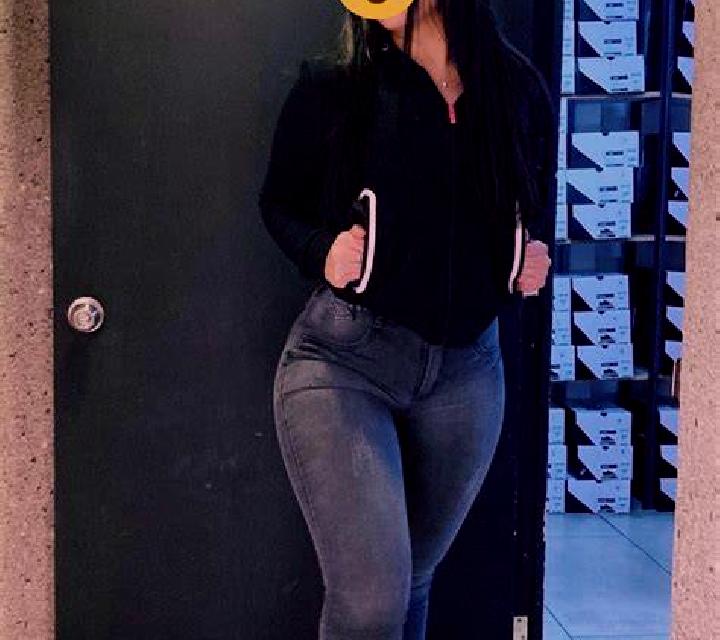 María Cabezon de Valderaduey escort