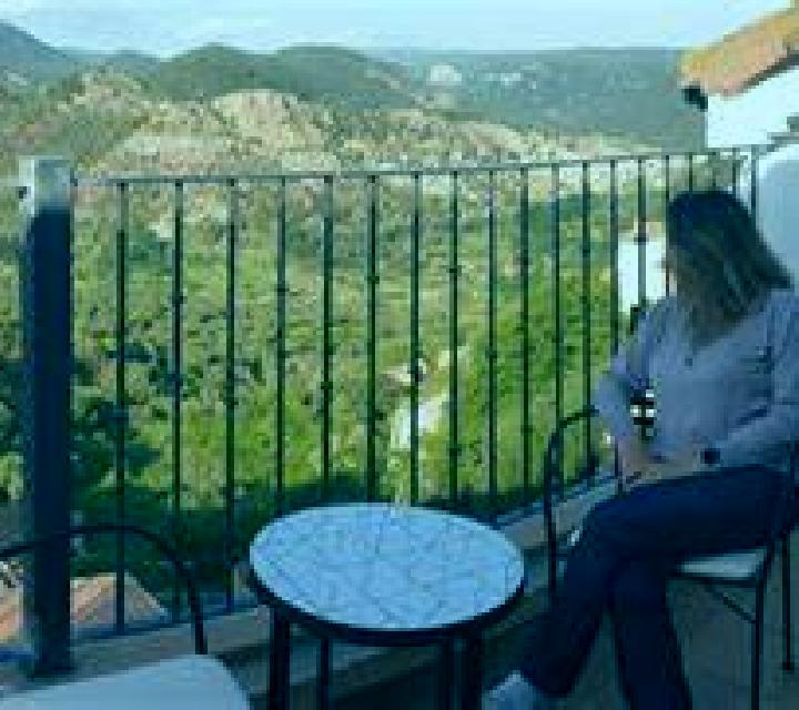 María Orrios escort