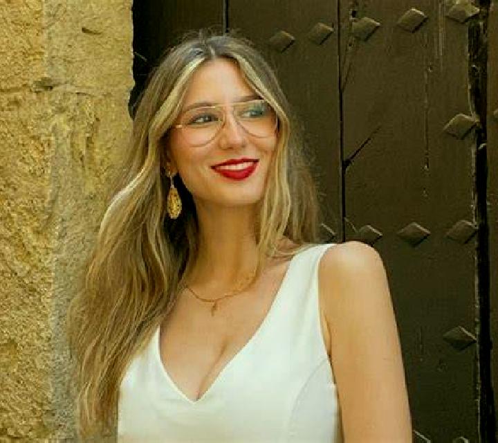 María Sudanell escort