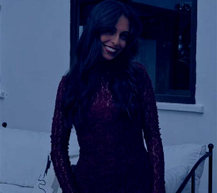 Martina Almadrones escort