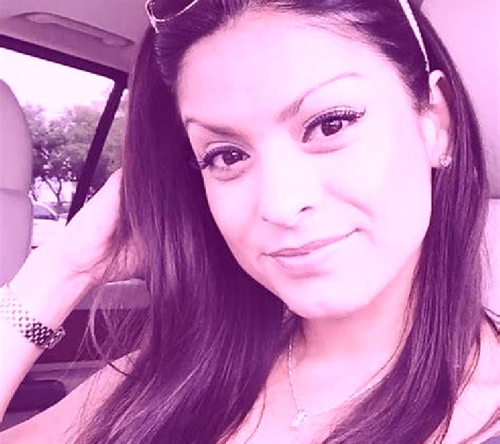 Martina Cubel escort