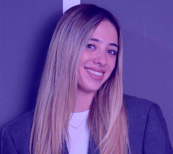Martina Hijes escort