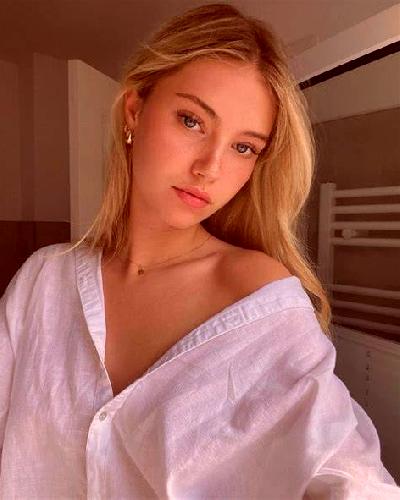 Miriam 2 Peque escort