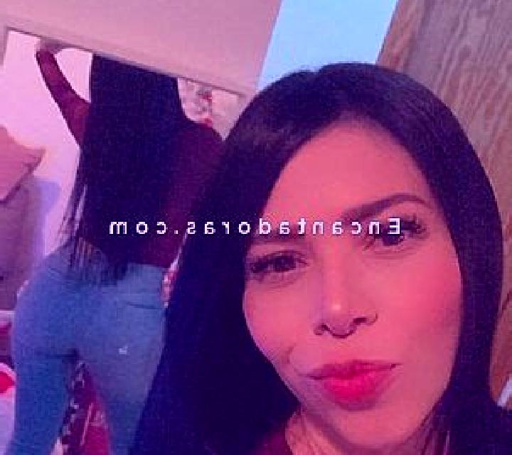 Miriam 2 Salteras escort