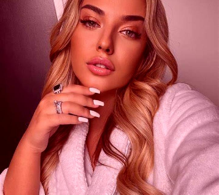 Nadia 2 Bermellar escort