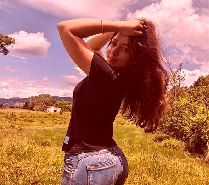 Nadia 3 Las Tres Torres escort