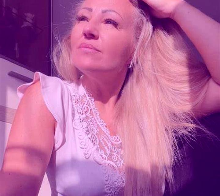Nadia 3 Sena de Luna escort