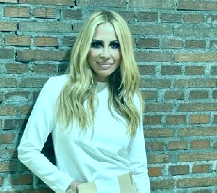 Nadia Linares de Mora escort