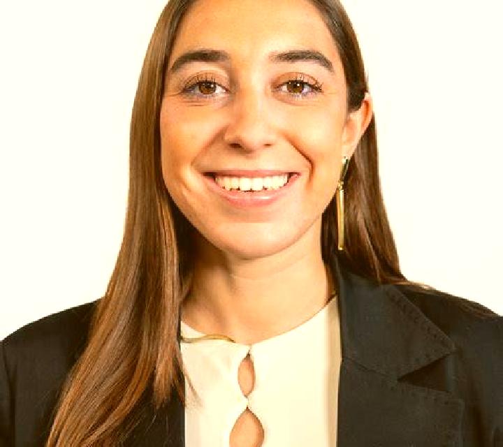 Nadia Madremanya escort