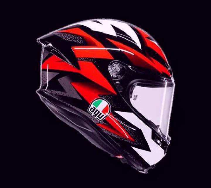 Nadia Vinebre escort
