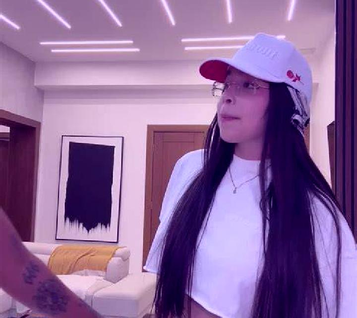 Nadia Viniegra de Abajo escort