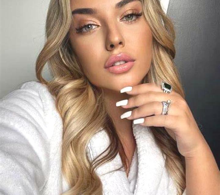 Natalia El Garrobo escort