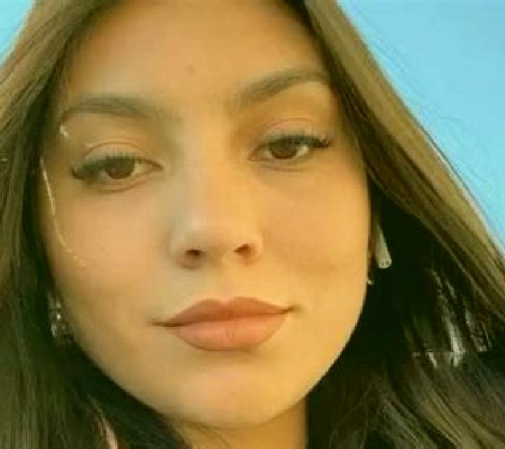 Noa 3 Canyelles escort