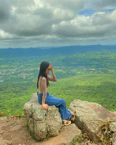 Noa Maria escort