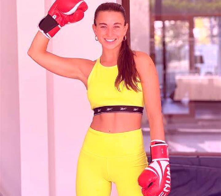 Noa Zaratan escort
