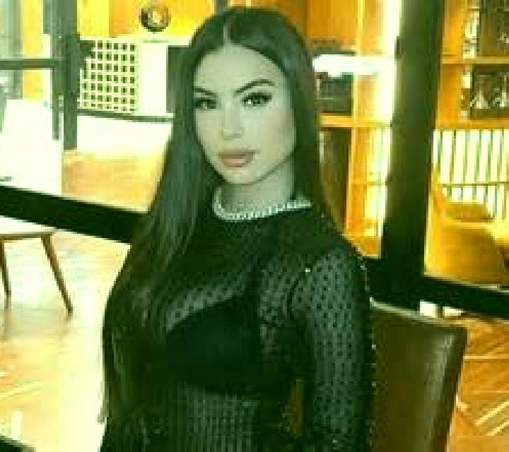 Nora Pinor escort