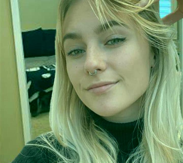 Olivia 3 Aldeasona escort