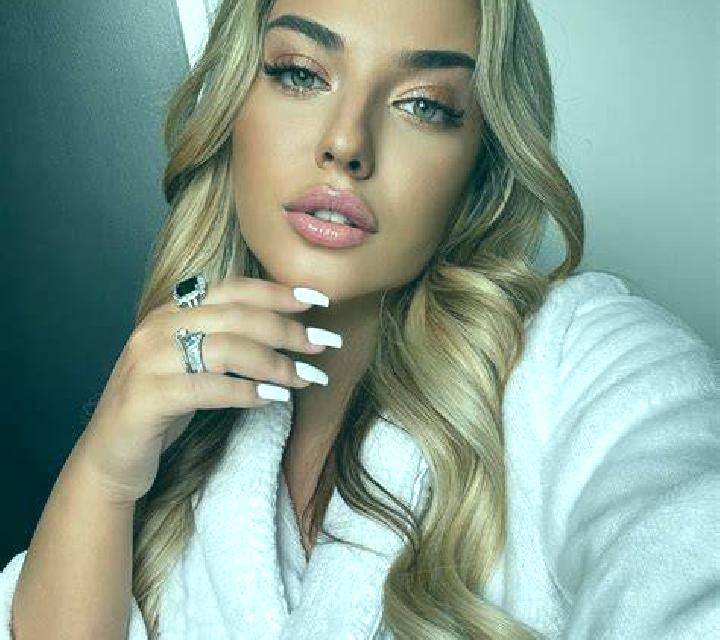 Olivia 3 Soneja escort