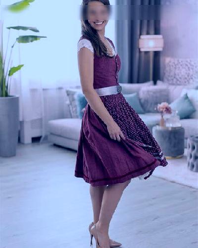 Patricia 3 Campdevanol escort