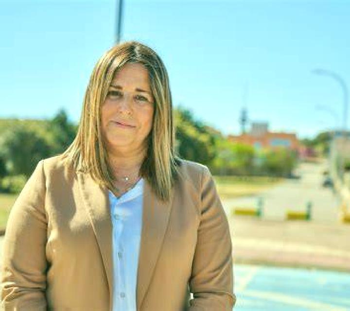 Paula 3 Montaberner escort
