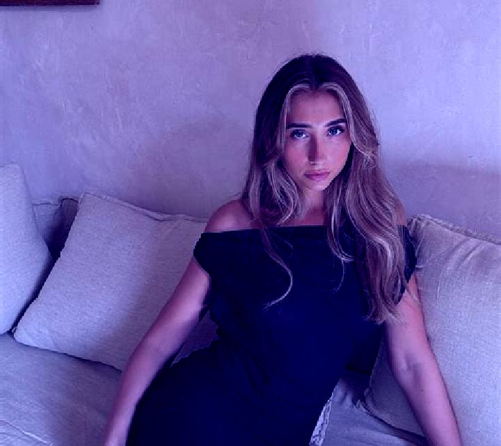 Paula 3 Torrebesses escort