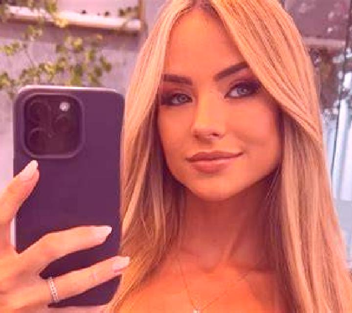Renata 3 Olius escort
