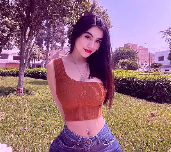 Rocío 2 Velascalvaro escort