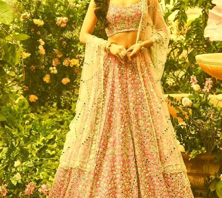 Rosa 2 Revillarruz escort