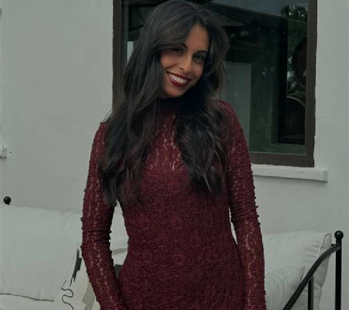Rosa Villavicencio de los Caballeros escort