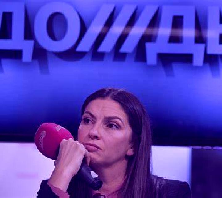 Salma Lecinena escort