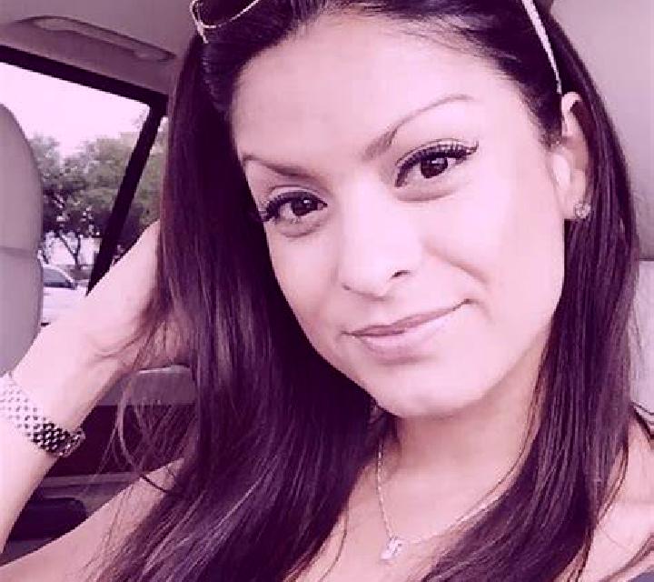 Salma Pinos Puente escort
