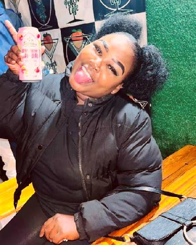 Sara Ababuj escort