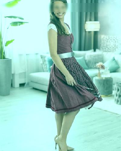 Sara Huetor Santillan escort