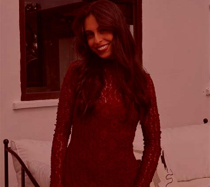 Sara Riano escort