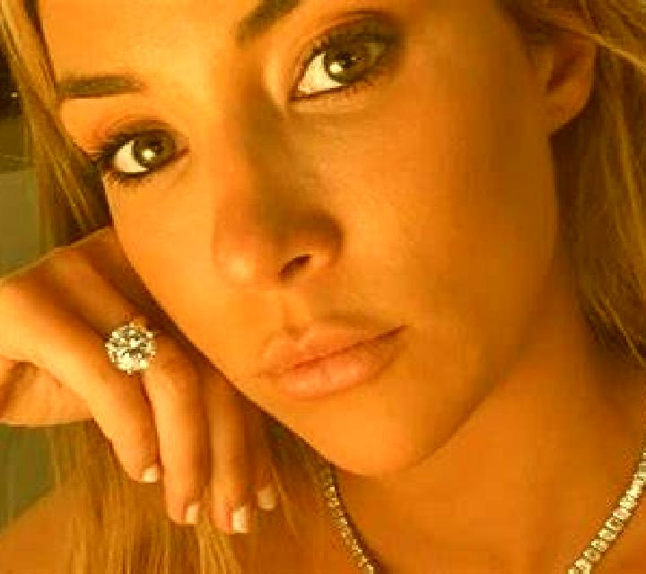 Selene 2 Navalvillar de Ibor escort