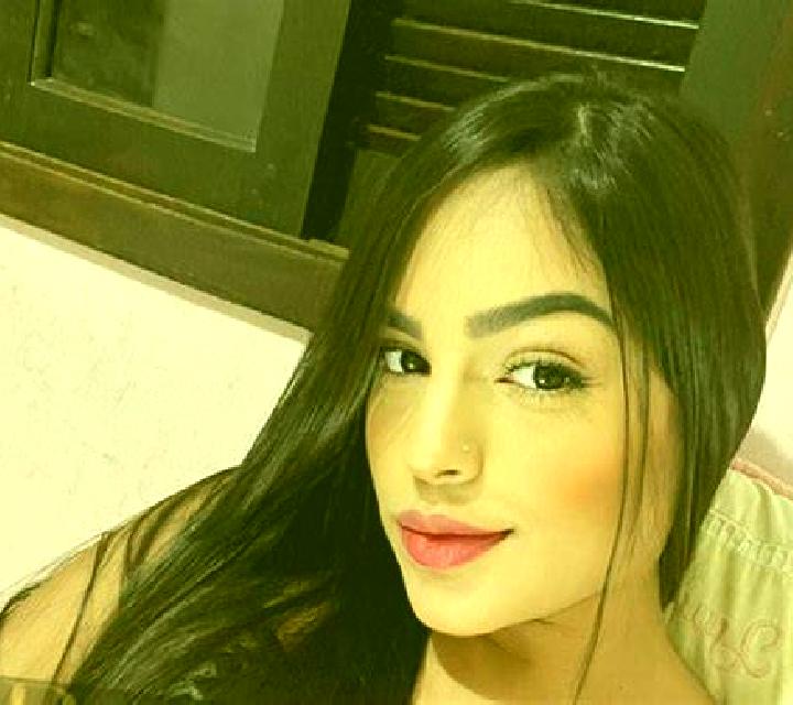 Selene Langa del Castillo escort