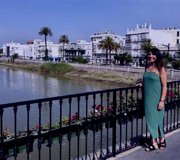 Sofía 3 Aguaron escort