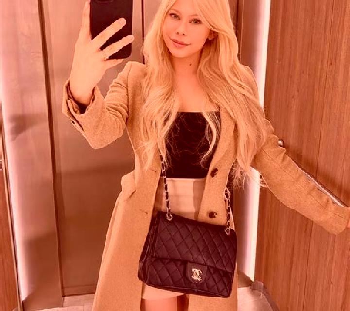 Valentina Algatocin escort