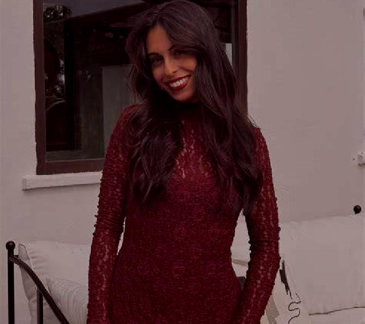 Valentina San Cristobal escort
