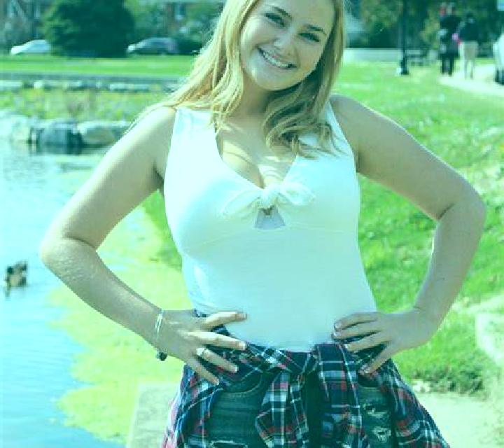 Valentina Tejeda y Segoyuela escort