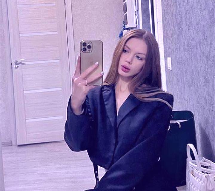Valeria Luesma escort