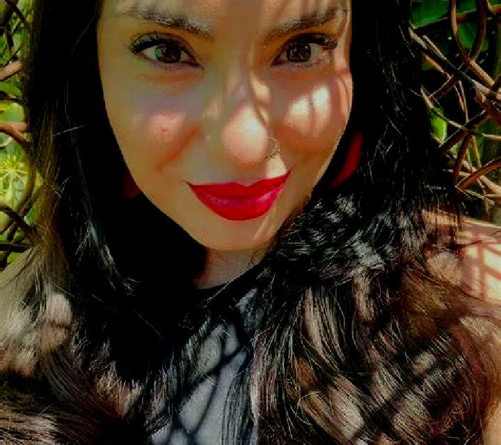 Verónica 3 Escucha escort