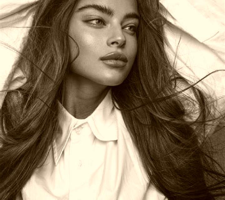 Verónica Adra escort