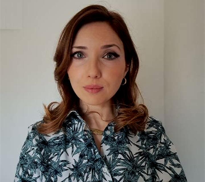 Ximena Bellus escort